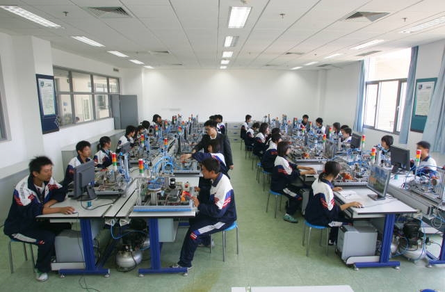 北京電子科技職業學院校園風景(92755)